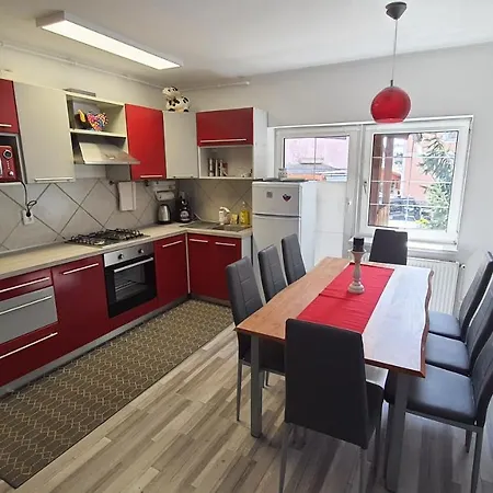 Apartma4us Apartment *
